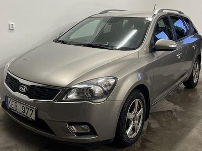 Begagnad Kia Ceed Sportswagon 116 HK (85 kW) 2010 Silver Kombi