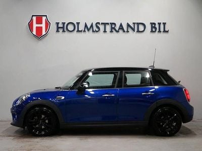 Blå Begagnad 2018 Mini Cooper Pepper Halvkombi | 184 900 kr (Marknadspris)