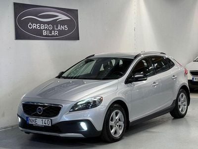 Begagnad Volvo V40 CC 150 HK (110 kW) 2014 Silver Kombi
