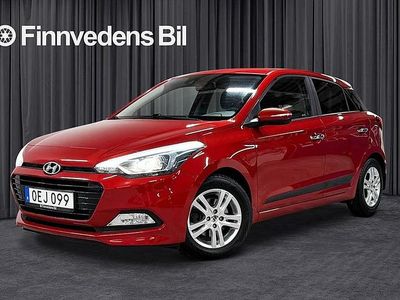 Röd Begagnad 2016 Hyundai i20 Halvkombi | 119 000 kr (Lite dyr)