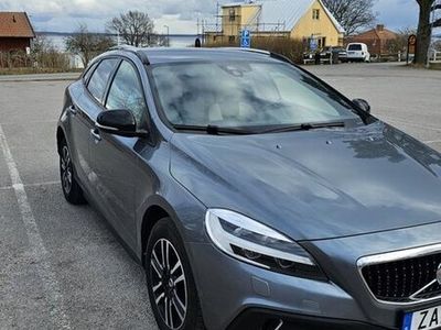 begagnad Volvo V40 CC D2 Geartronic Momentum Euro 6