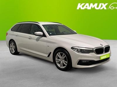 Vit Begagnad 2017 BMW 520 Sport Line Kombi | 209 800 kr (Lite dyr)