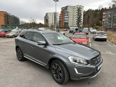 begagnad Volvo XC60 D4 AWD Geartronic Classic, Summum Euro 6