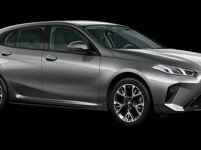 Skyscraper grey metallic Begagnad 2000 BMW 120 Halvkombi | 417 100 kr