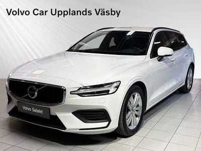 Vit Begagnad 2019 Volvo V60 Momentum Kombi | 249 900 kr (Marknadspris)