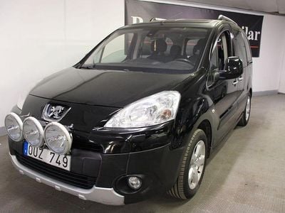 Begagnad Peugeot Partner Tepee 109 HK (80 kW) 2009 Svart Minibuss