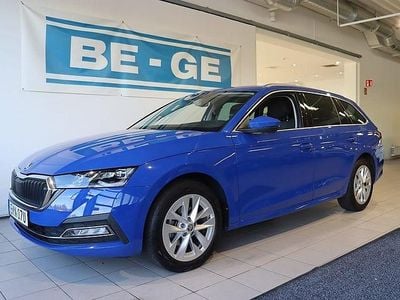 Begagnad Skoda Octavia 112 HK (82 kW) 2023 Blå Kombi