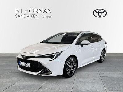 Vit Begagnad 2024 Toyota Corolla Style Kombi | 359 900 kr (Dyr)