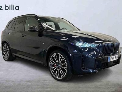 Svart Begagnad 2024 BMW X5 SUV | 949 000 kr (Marknadspris)