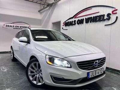 Vit Begagnad 2014 Volvo V60 Momentum Kombi | 134 900 kr (Marknadspris)