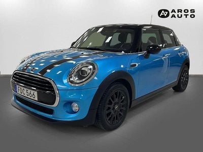 Blå Begagnad 2018 Mini Cooper Pepper Halvkombi | 159 900 kr (Marknadspris)