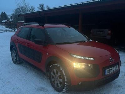 Begagnad Citroën C4 Cactus PureTech 82 HK (60 kW) 2015 Halvkombi