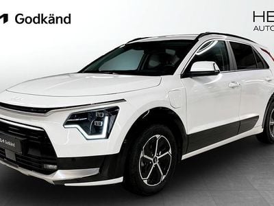Vit Begagnad 2024 Kia Niro Advance SUV | 359 900 kr (Bra pris)