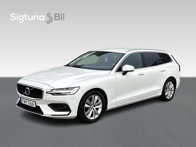Vit Begagnad 2020 Volvo V60 Momentum Kombi | 259 900 kr (Bra pris)