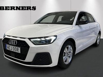 Vit Begagnad 2023 Audi A1 Sportback Proline Halvkombi | 199 900 kr (Bra pris)