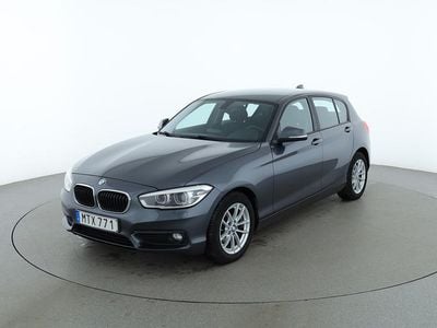 Grå Begagnad 2015 BMW 116 Advantage Halvkombi | 101 000 kr (Marknadspris)