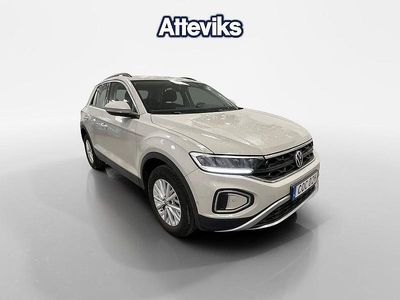 Grå Begagnad 2022 VW T-Roc SUV | 269 000 kr (Marknadspris)