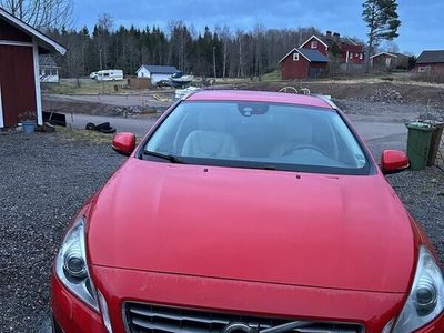 begagnad Volvo V60 D3 Summum Euro 5