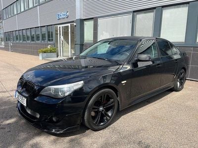 BMW 523