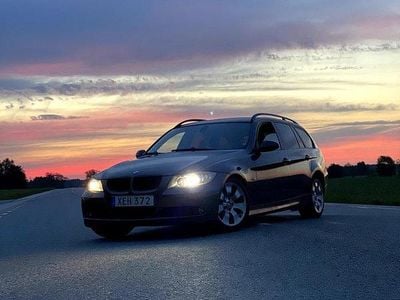 Begagnad BMW 325 Advantage 218 HK (160 kW) 2006 Grå Kombi