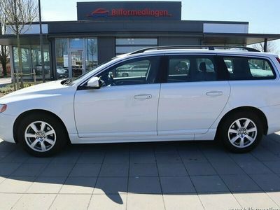 begagnad Volvo V70 II D4 181hk Momentum Aut VOC Drag