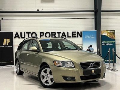 Grön Begagnad 2009 Volvo V50 Momentum Kombi | 74 900 kr (Lite dyr)