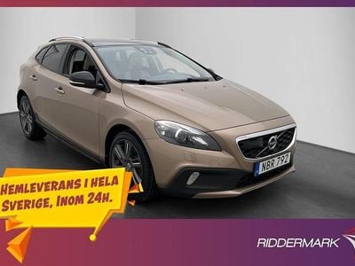 Brun Begagnad 2013 Volvo V40 CC Summum Kombi | 114 900 kr (Marknadspris)