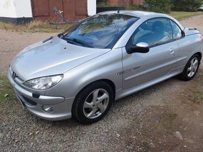 begagnad Peugeot 206 CC 1.6 109hk