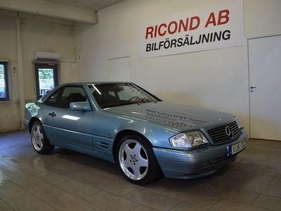 Ljusblå Begagnad 1996 Mercedes SL320 Cab | 179 900 kr