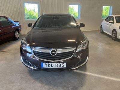 Brun Begagnad 2017 Opel Insignia Business Kombi | 142 000 kr (Marknadspris)