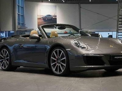 Grå Begagnad 2017 Porsche 911 Carrera S Cabriolet Cab | 1 095 000 kr