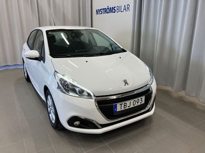 begagnad Peugeot 208 5-dörrar 1.2 VTi Euro 6 82hk Vinterhjul ingår