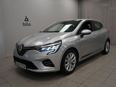 Silver Begagnad 2022 Renault Clio V Intens Halvkombi | 159 900 kr (Lite dyr)