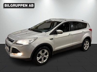 Grå Begagnad 2014 Ford Kuga Titanium SUV | 88 900 kr (Marknadspris)