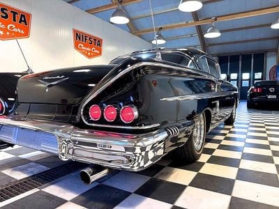 Begagnad Chevrolet Impala 200 HK (147 kW) 1968 Blå Sedan