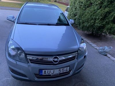 begagnad Opel Astra Caravan 1.6 Euro 5