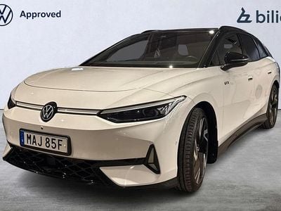 Vit Begagnad 2024 VW ID.7 GTX Kombi | 579 000 kr (Marknadspris)