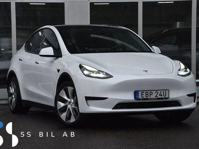 Begagnad Tesla Model Y Standard Range 219 kW (299 HK) 2022 Vit SUV
