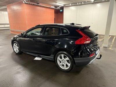 Begagnad 2019 Volvo V40 Halvkombi | 210 000 kr (Dyr)