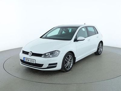 Vit Begagnad 2016 VW Golf Sedan | 115 000 kr (Marknadspris)