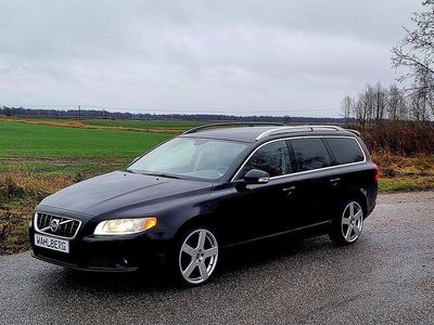 Svartmettalic Begagnad 2010 Volvo V70 Summum Kombi | 55 000 kr (Bra pris)