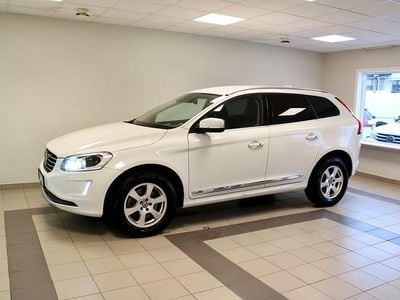 Vit Begagnad 2017 Volvo XC60 Standard SUV | 199 900 kr