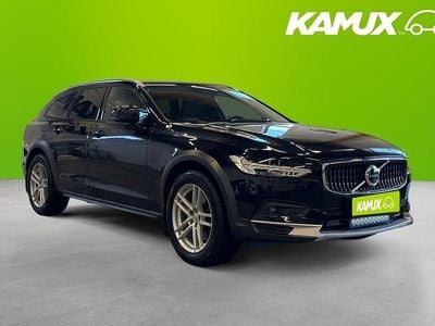 Begagnad Volvo V90 CC Momentum 197 HK (144 kW) 2021 Svart Kombi
