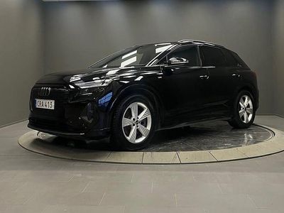 Svart Begagnad 2023 Audi Q4 e-tron Comfort SUV | 489 000 kr (Dyr)