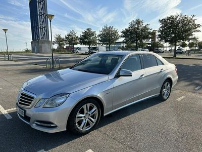 Mercedes E220