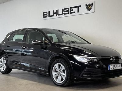 Begagnad VW Golf VIII 116 HK (85 kW) 2021 Svart Halvkombi