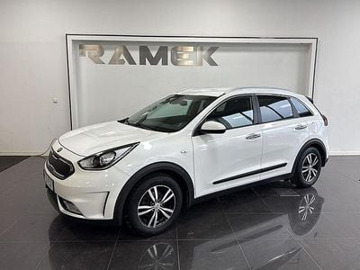 Begagnad Kia Niro Advance 105 HK (77 kW) 2017 Vit SUV