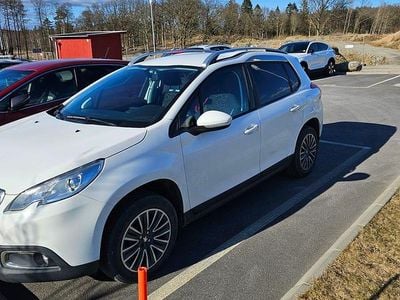 Begagnad Peugeot 2008 82 HK (60 kW) 2015 Vit SUV