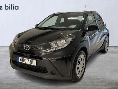 Svart Begagnad 2022 Toyota Aygo X Play SUV | 179 900 kr (Lite dyr)