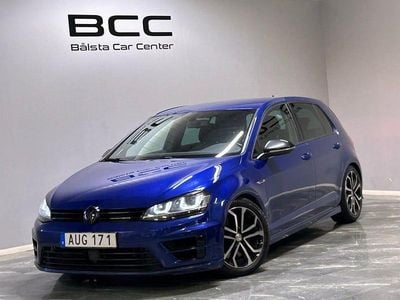 Begagnad VW Golf VII R 301 HK (221 kW) 2016 Blå Halvkombi